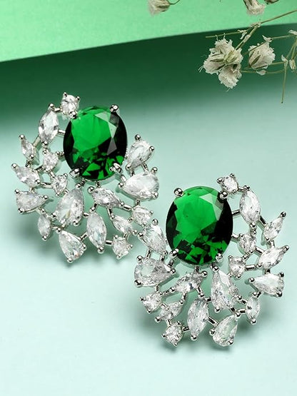 Karatcart Women Green American Diamond Stud Earrings (TZYzc)